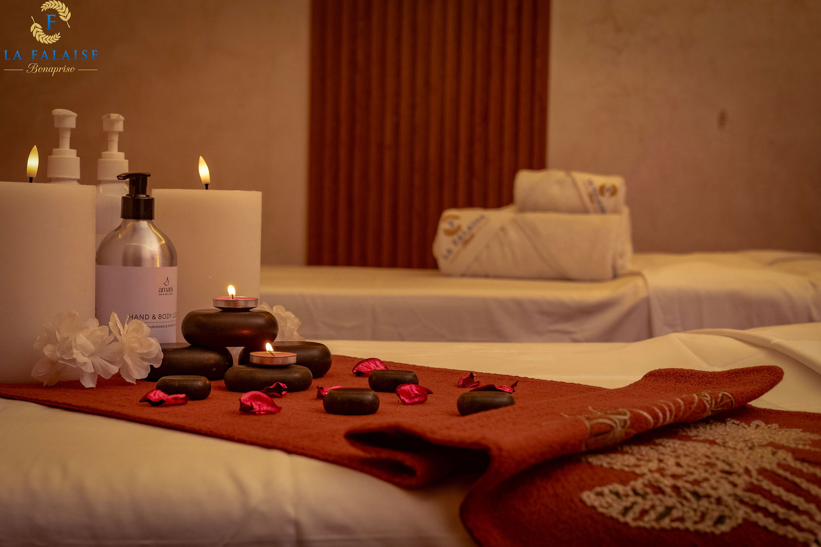 Feel Spa La Falaise Bonapriso — Soin signature Douala