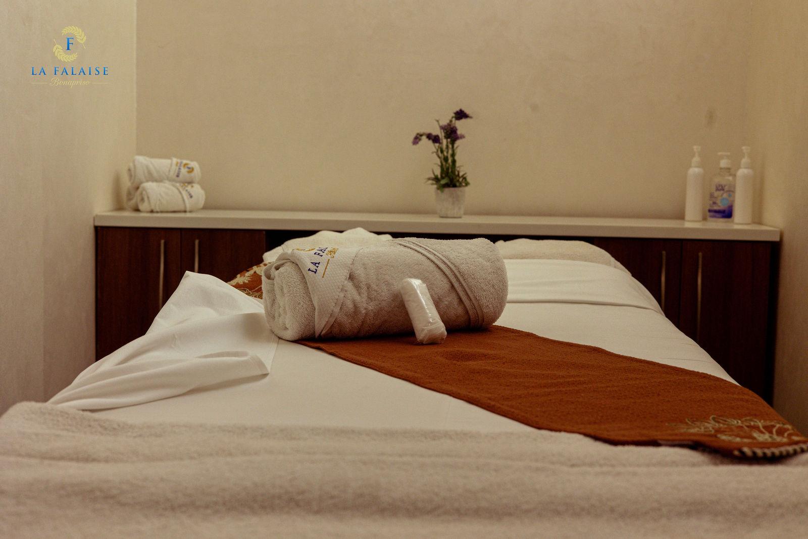 Spa La Falaise Bonapriso